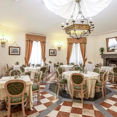 Tuscolana 4* Frascati