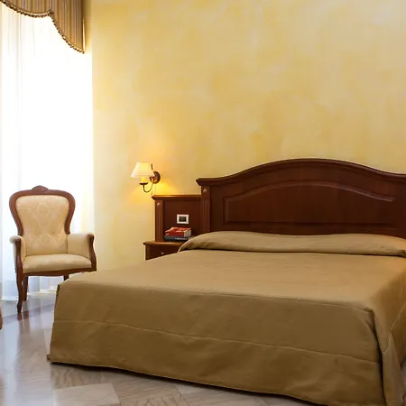 فندق Tuscolana