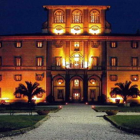 Hotel Tuscolana 4*